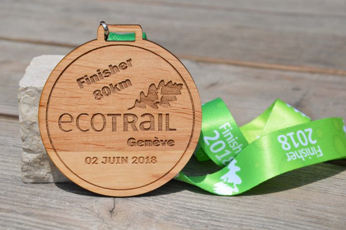 Médaille en Bois Gravé