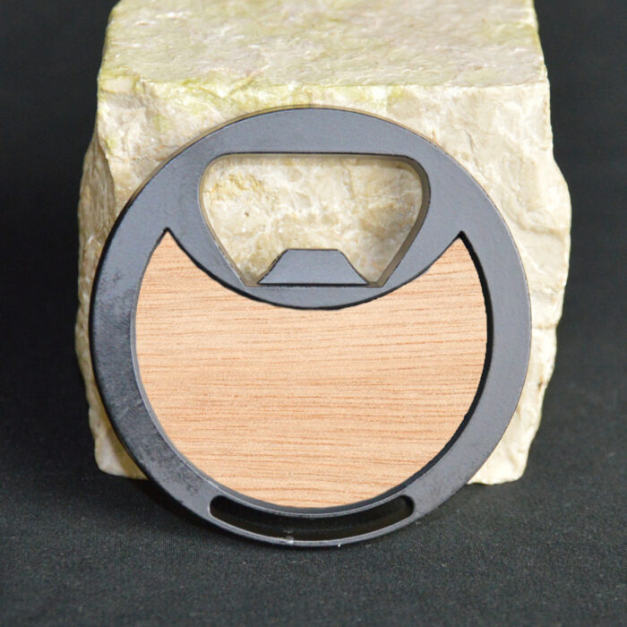 Médaille Décapsuleur Bois 60mm – Image 2