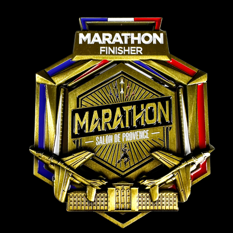 3d Médaille carrée noir et jaune réalisée pour le Taranis Arga Trail