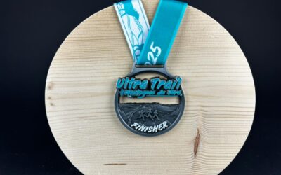 Médaille UTMJ (Ultra Trail des Montagnes du Jura) 2025
